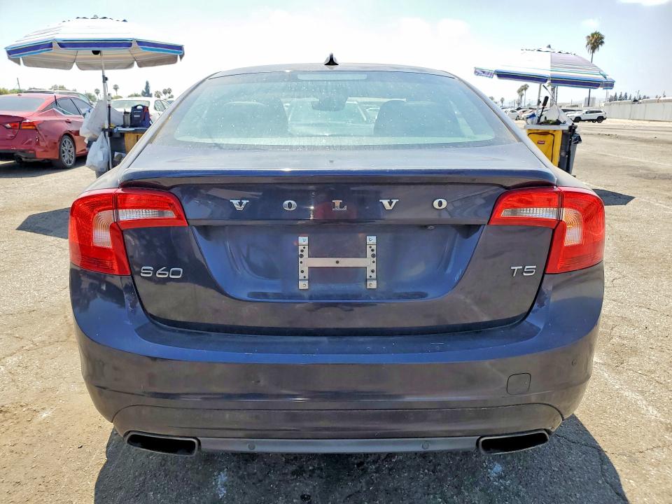 Продаж на аукціоні авто 2016 Volvo S60, vin: YV126MFK6G2413542, номер лоту: 56189196