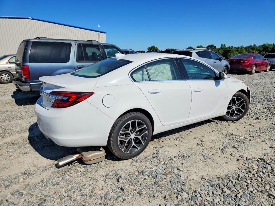 Auction sale of the 2017 Buick Regal, vin: 2G4GL5EX6H9181739, lot number: 55496746