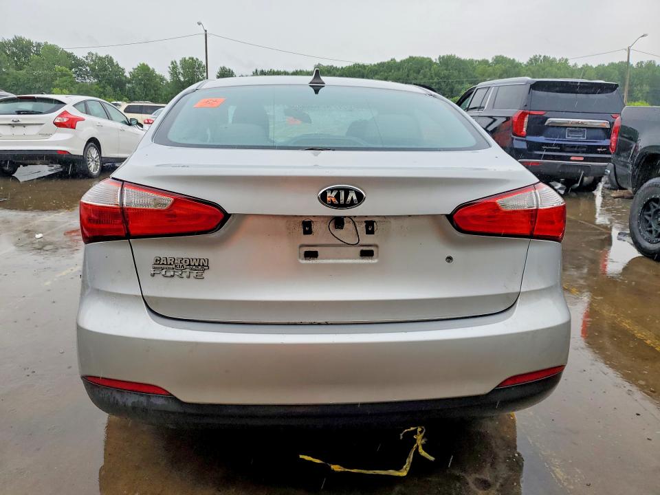 Продажа на аукционе авто 2015 Kia Forte, vin: KNAFK4A6XF5434045, номер лота: 58950756
