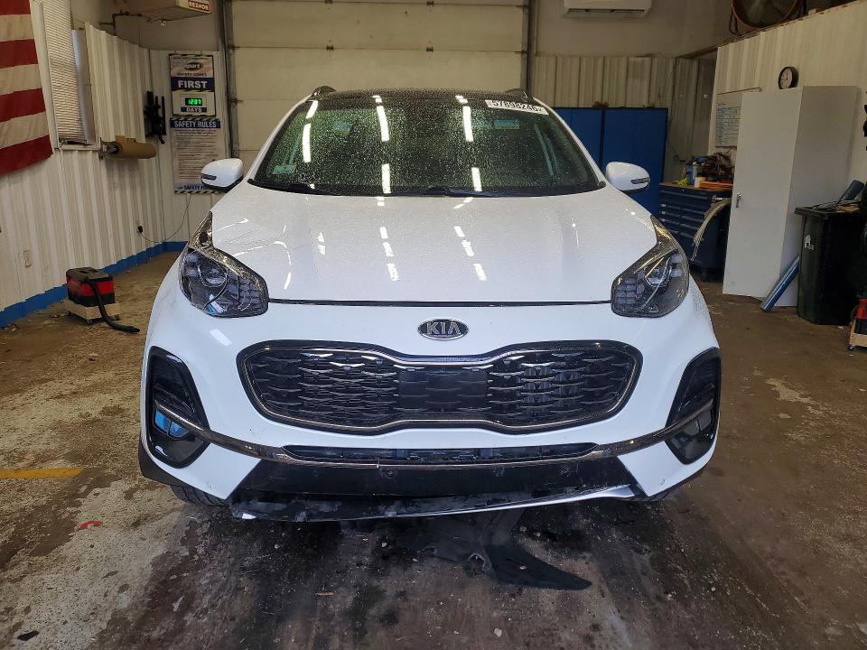 57898246 :رقم المزاد ، KNDPRCA6XN7981977 vin ، 2022 Kia Sportage مزاد بيع