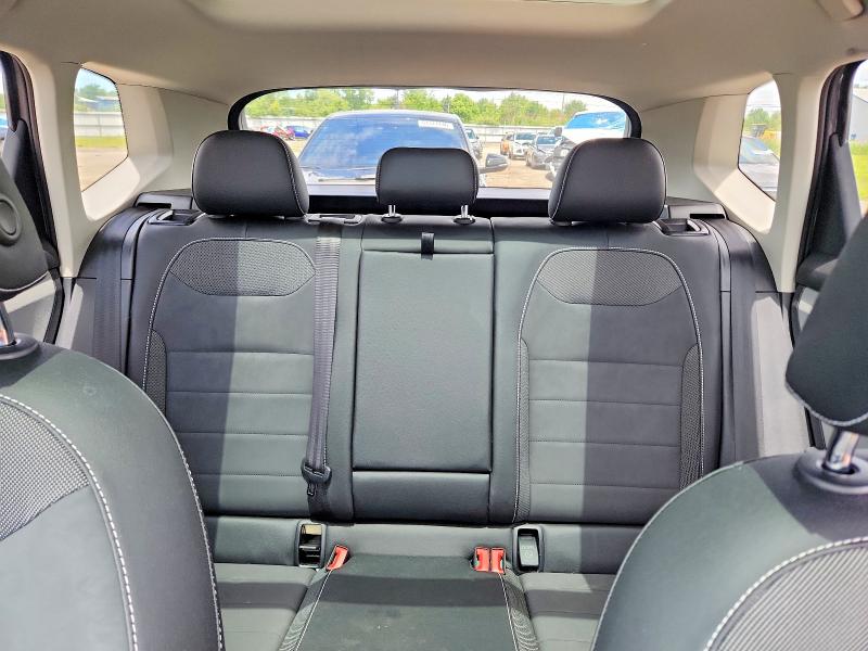 56722816 :رقم المزاد ، 3VVPX7B24NM071354 vin ، 2022 Volkswagen Taos مزاد بيع