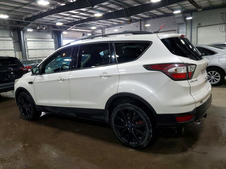 Продажа на аукционе авто 2017 Ford Escape, vin: 1FMCU9J98HUA26607, номер лота: 55315246