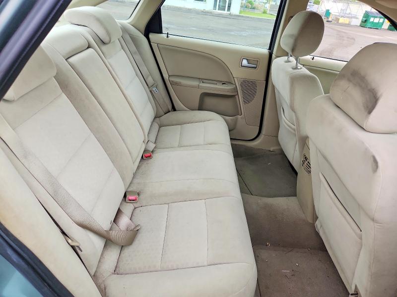 58124236 :رقم المزاد ، 1FAFP241X5G153686 vin ، 2005 Ford Five Hundred مزاد بيع