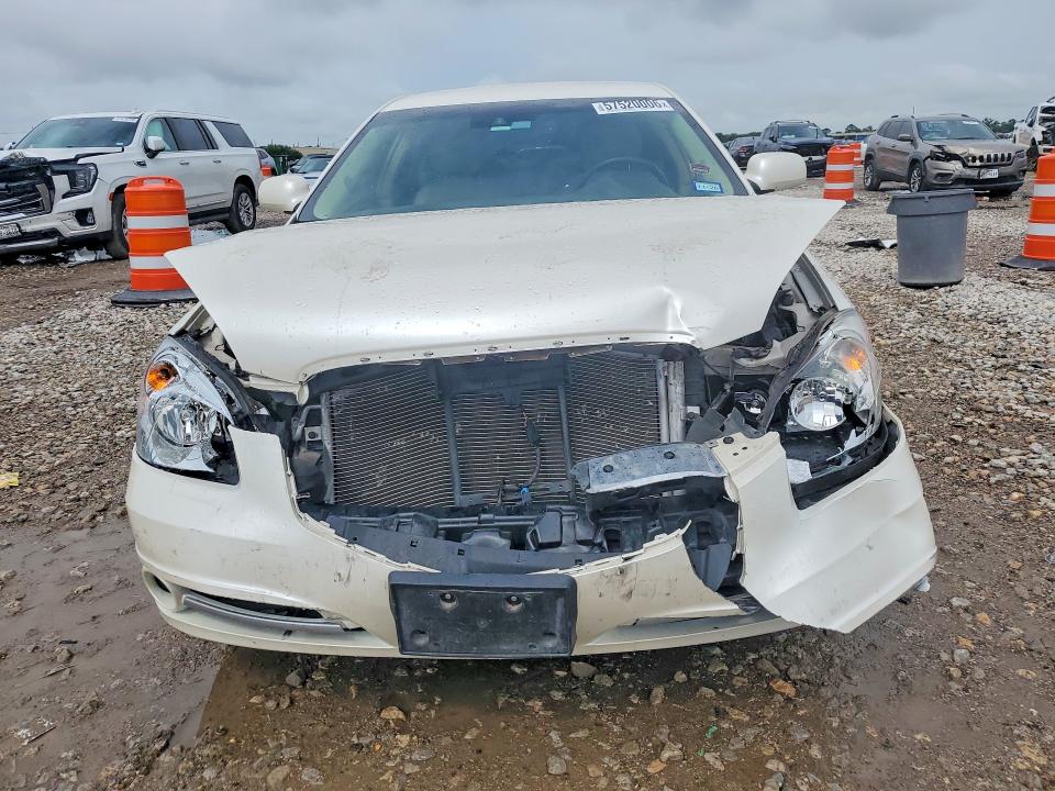 57520006 :رقم المزاد ، 1G4HE5EM3AU103917 vin ، 2010 Buick Lucerne مزاد بيع