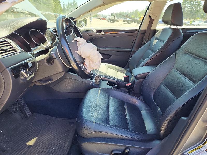 55951196 :رقم المزاد ، 3VWLA7AJ1FM302748 vin ، 2015 Volkswagen Jetta مزاد بيع