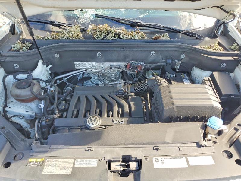58057986 :رقم المزاد ، 1V2LR2CA7JC586651 vin ، 2018 Volkswagen Atlas مزاد بيع