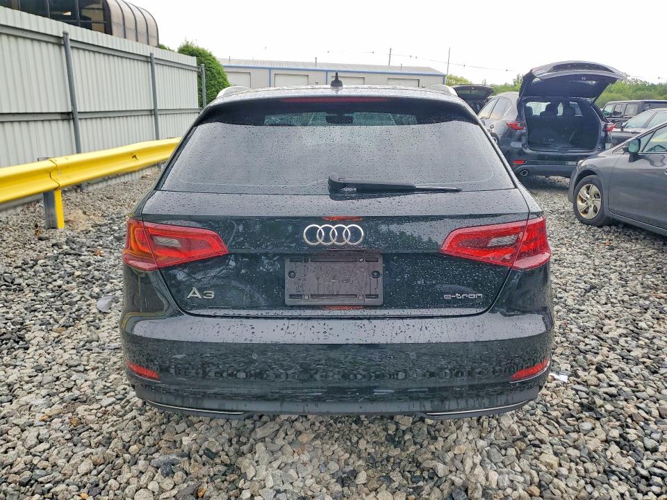 Продаж на аукціоні авто 2016 Audi A3, vin: WAUTPBFF1GA061942, номер лоту: 57131376
