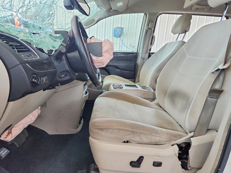 56167706 :رقم المزاد ، 2A4RR5DGXBR664651 vin ، 2011 Chrysler Town & Country مزاد بيع