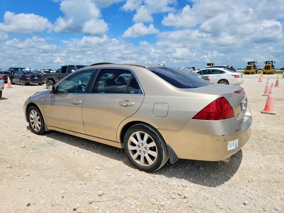 57054946 :رقم المزاد ، 1HGCM66586A003403 vin ، 2006 Honda Accord مزاد بيع