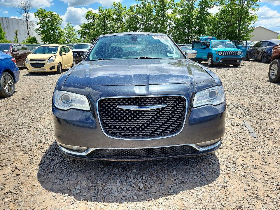 Продажа на аукционе авто 2017 Chrysler 300c, vin: 2C3CCAEG0HH596576, номер лота: 55558166