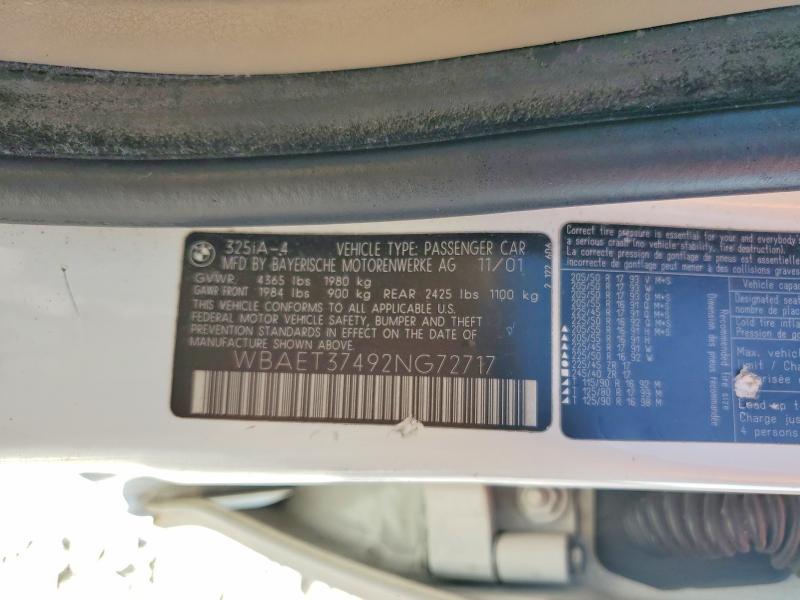 85611465 :رقم المزاد ، WBAET37492NG72717 vin ، 2002 Bmw 325 مزاد بيع