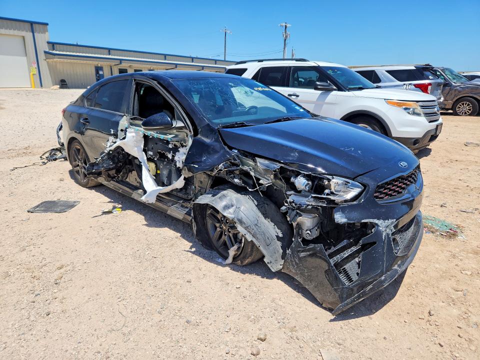 2021 Kia Forte მანქანა იყიდება აუქციონზე, vin: 3KPF34AD1ME271902, აუქციონის ნომერი: 57850606