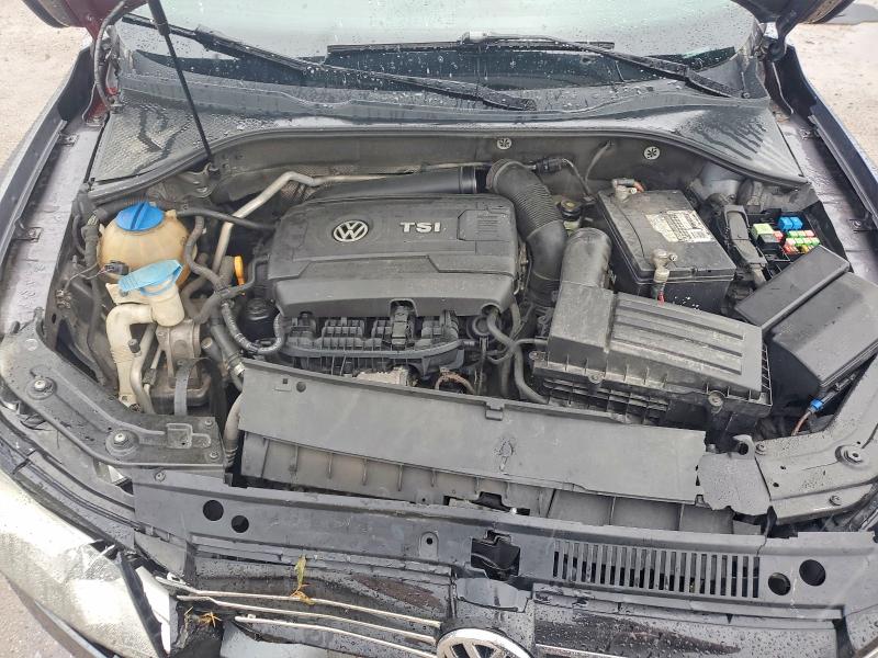 57777256 :رقم المزاد ، 1VWAS7A31FC070742 vin ، 2015 Volkswagen Passat مزاد بيع