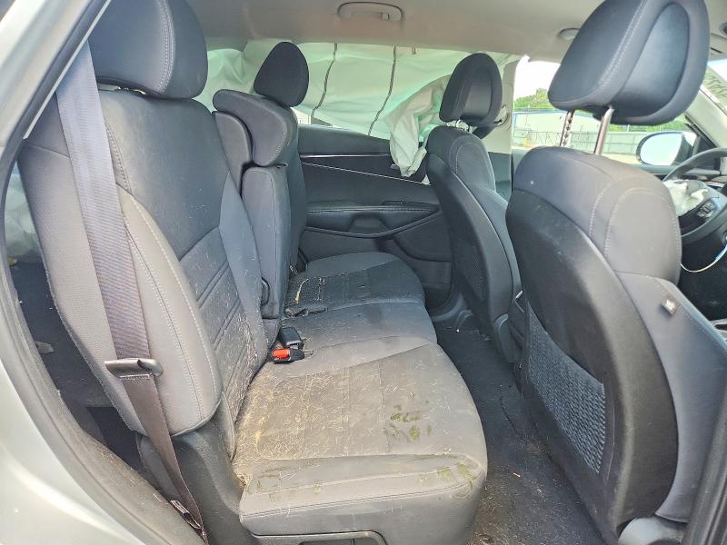 56482426 :رقم المزاد ، 5XYPG4A35GG020288 vin ، 2016 Kia Sorento مزاد بيع