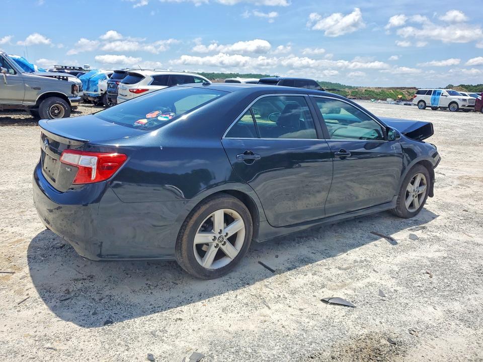 55705156 :رقم المزاد ، 4T1BF1FK2CU112443 vin ، 2012 Toyota Camry مزاد بيع