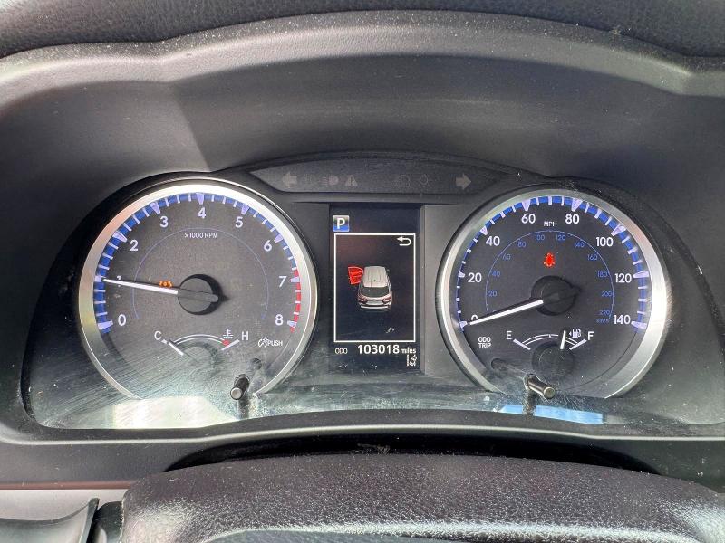 57776586 :رقم المزاد ، 5TDBZRFH9HS367178 vin ، 2017 Toyota Highlander مزاد بيع