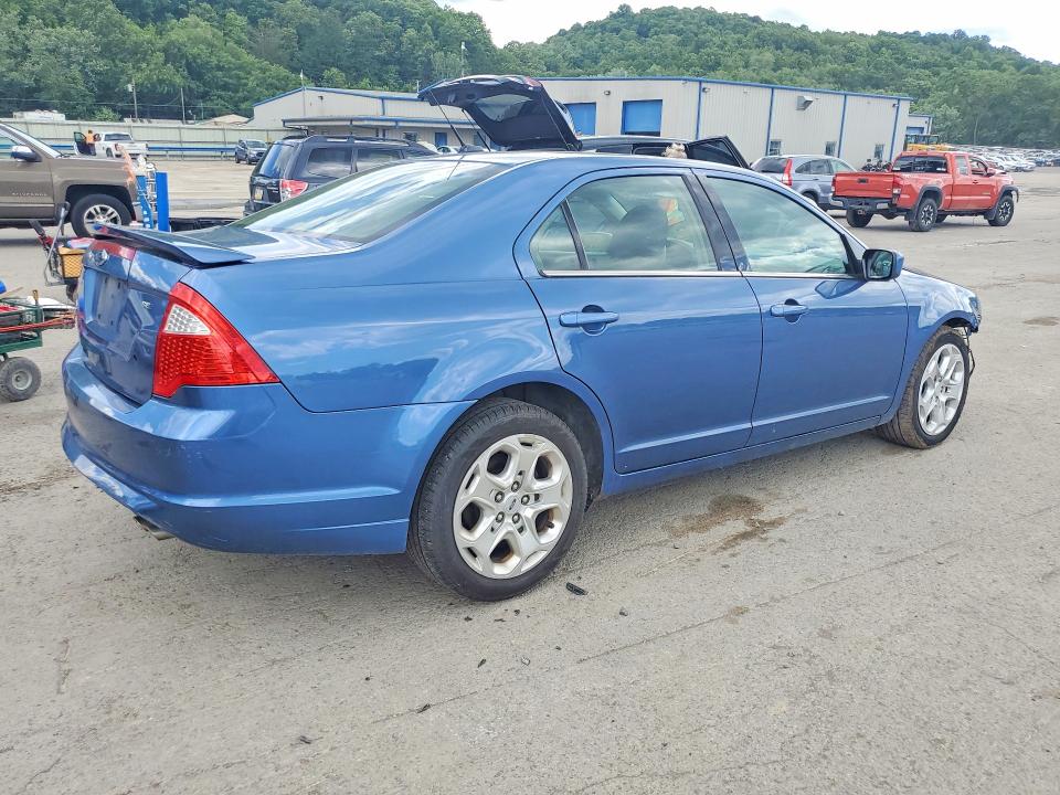 57923356 :رقم المزاد ، 3FAHP0HA8AR187216 vin ، 2010 Ford Fusion مزاد بيع