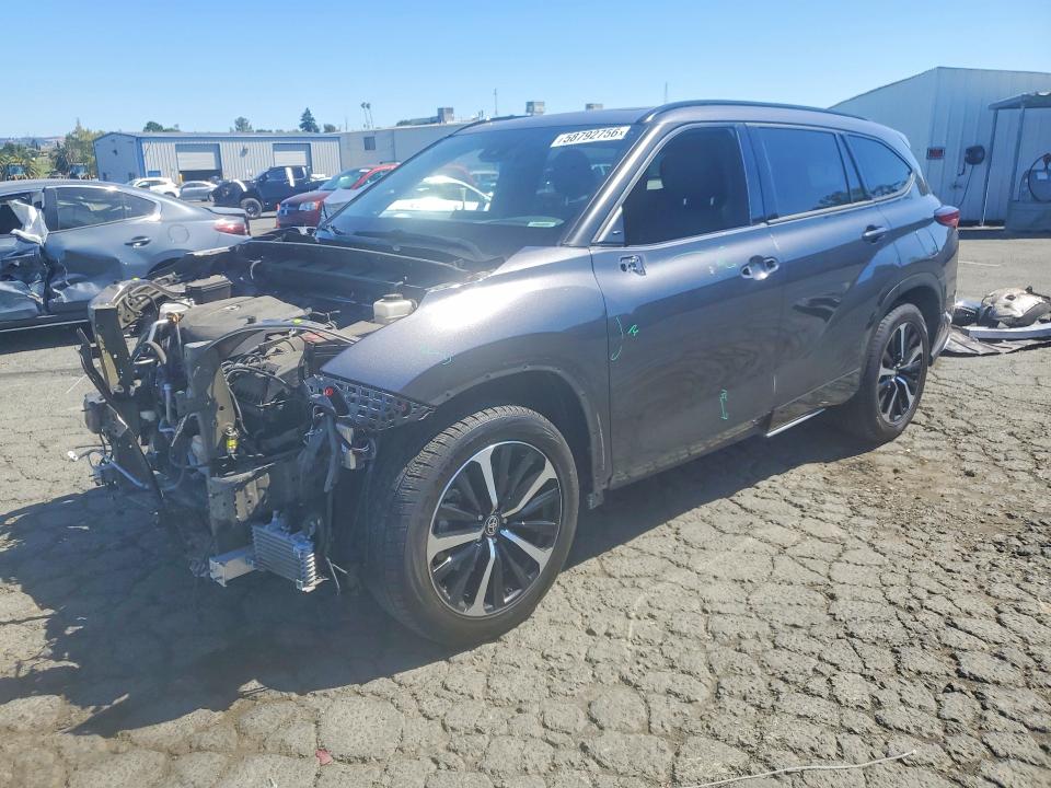 58792756 :رقم المزاد ، 5TDJZRBH4MS086398 vin ، 2021 Toyota Highlander مزاد بيع