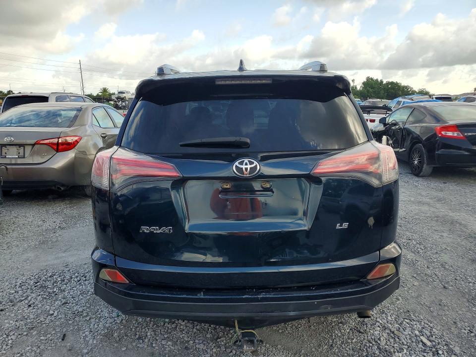 2018 Toyota Rav4 მანქანა იყიდება აუქციონზე, vin: JTMZFREV5JJ168386, აუქციონის ნომერი: 55729586
