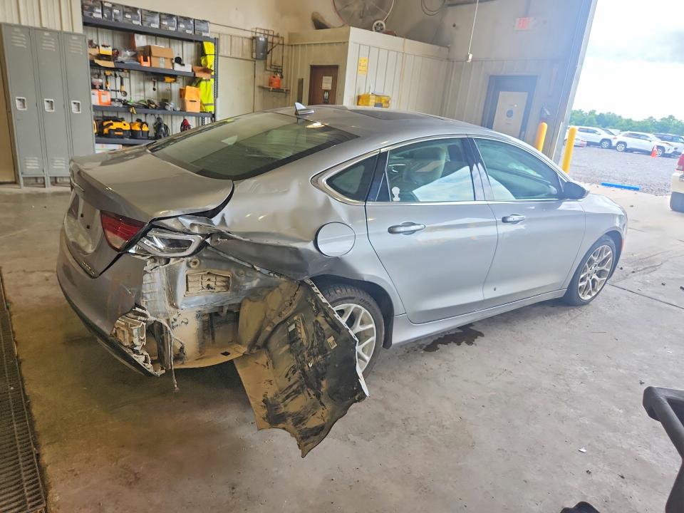 2015 Chrysler 200 მანქანა იყიდება აუქციონზე, vin: 1C3CCCEG1FN620710, აუქციონის ნომერი: 56834766