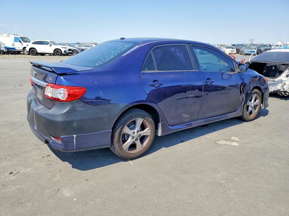 57737016 :رقم المزاد ، 2T1BU4EE5BC649391 vin ، 2011 Toyota Corolla مزاد بيع