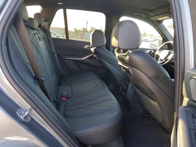 55765386 :رقم المزاد ، 5UX13EU05T9065654 vin ، 2026 Bmw X5 مزاد بيع