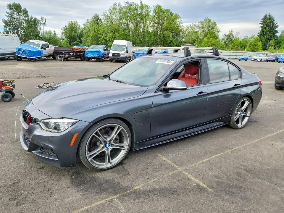 54480306 :رقم المزاد ، WBA8E1C53HK895384 vin ، 2017 Bmw 330e مزاد بيع