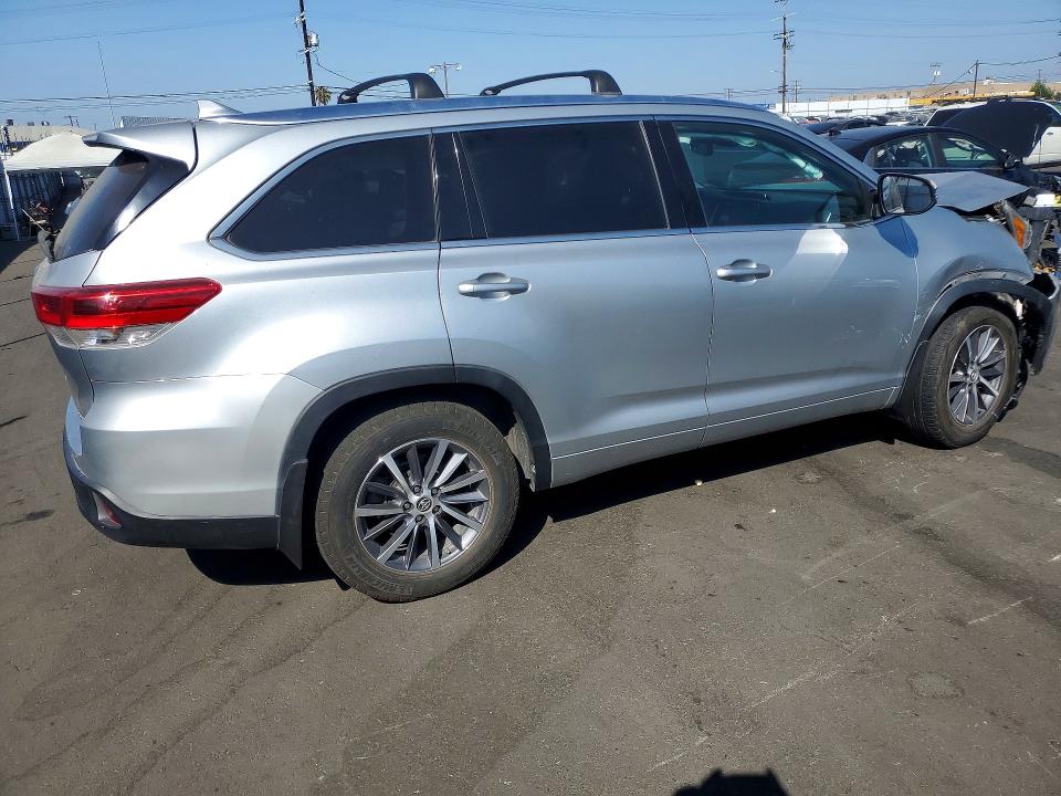 Aukcja sprzedaży 2018 Toyota Highlander, vin: 5TDJZRFH9JS560643, numer aukcji: 58579506
