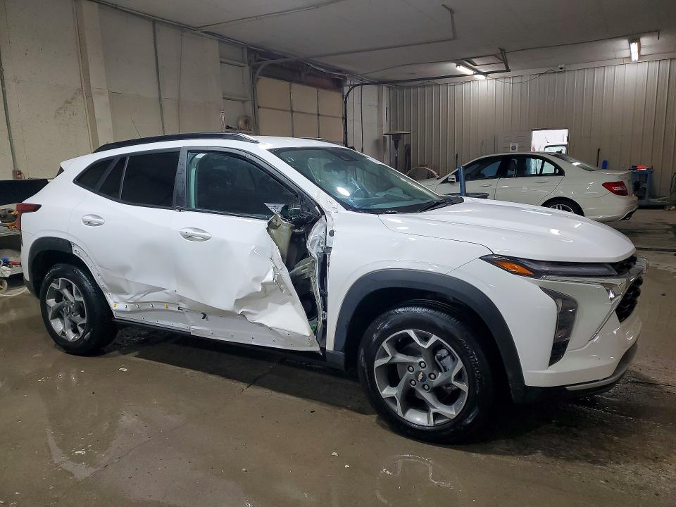 Продажа на аукционе авто 2025 Chevrolet Trax, vin: KL77LHEP4SC194363, номер лота: 57421586