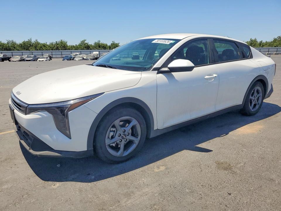 2025 Kia K4 მანქანა იყიდება აუქციონზე, vin: 3KPFT4DE4SE065054, აუქციონის ნომერი: 58153626