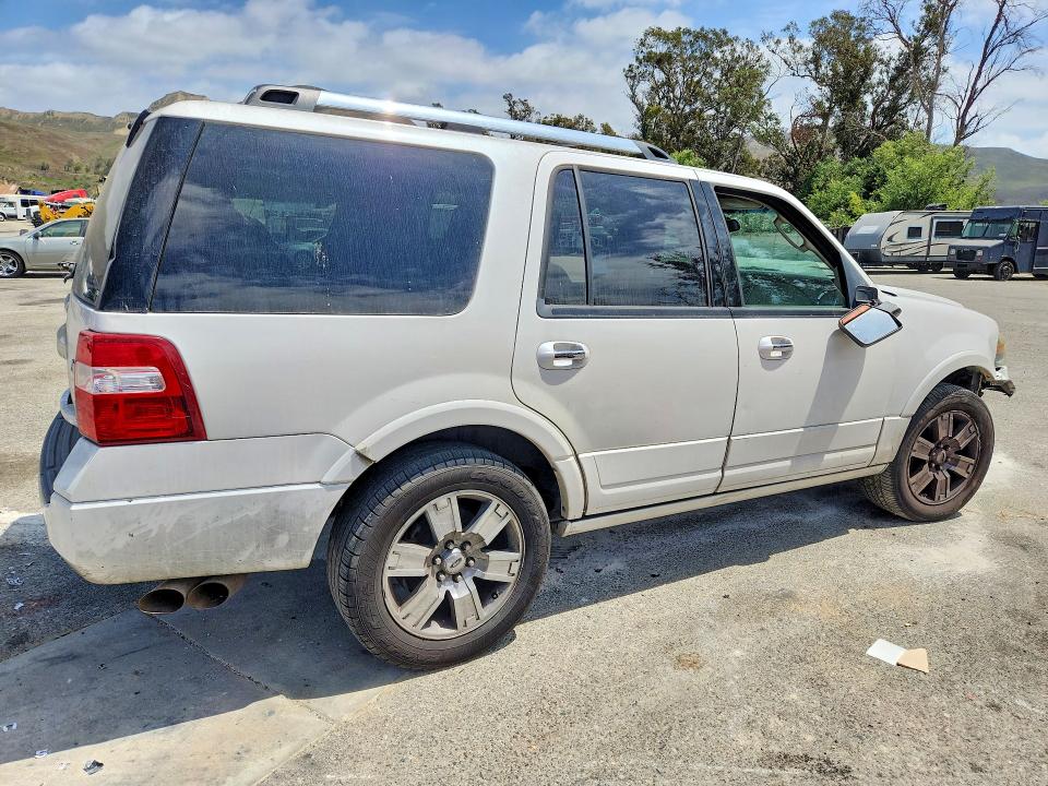 Продажа на аукционе авто 2010 Ford Expedition, vin: 1FMJU2A55AEB56856, номер лота: 85633015