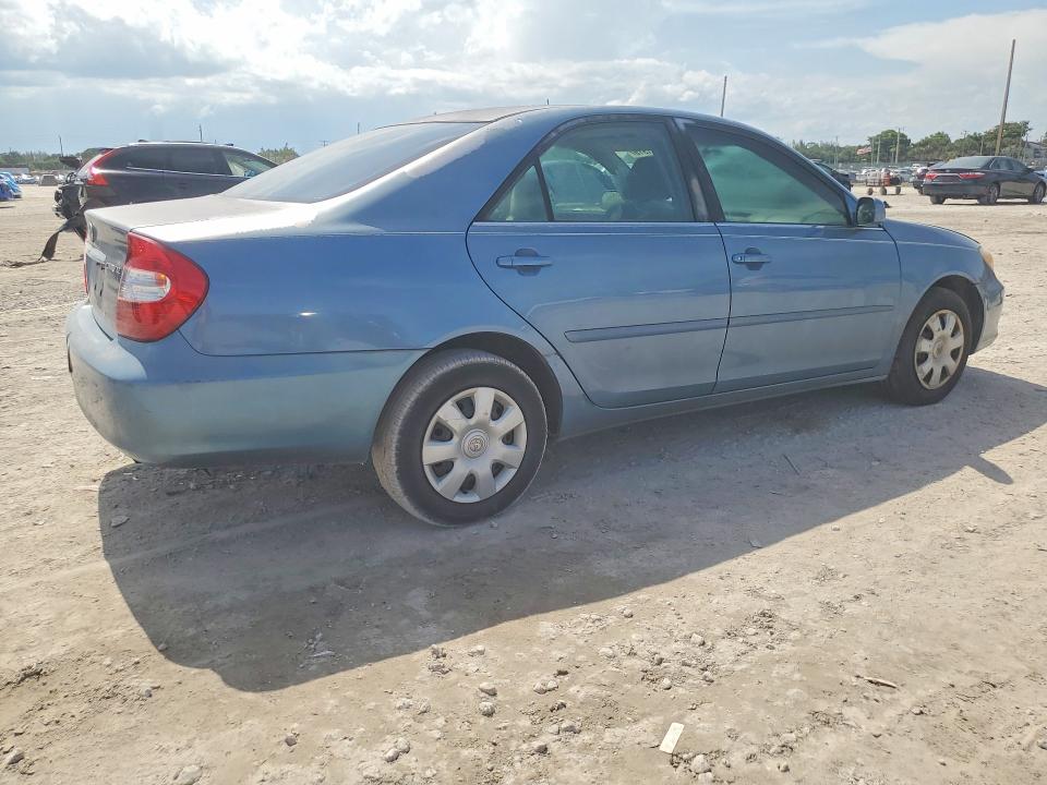 59071916 :رقم المزاد ، 4T1BE32K44U907869 vin ، 2004 Toyota Camry مزاد بيع
