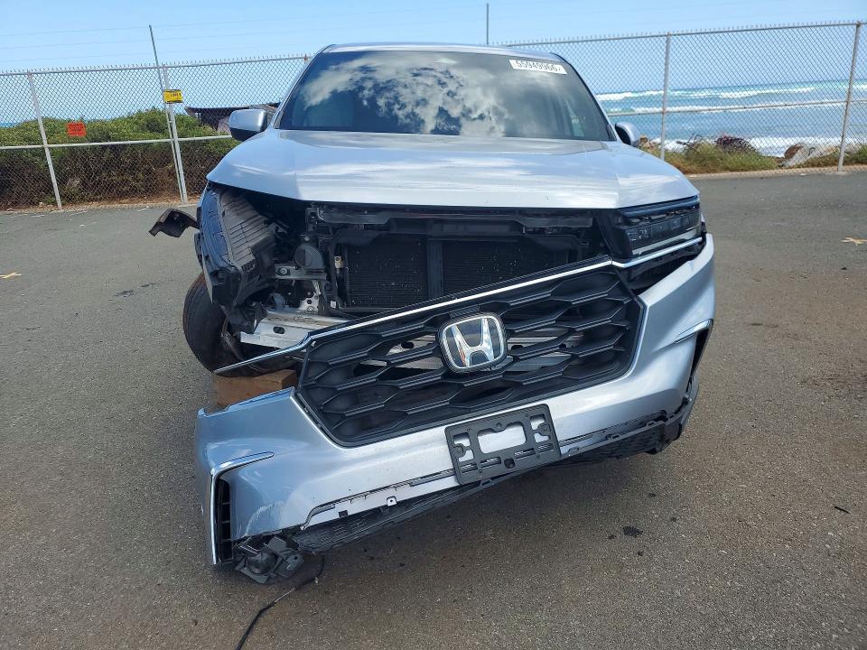 55949966 :رقم المزاد ، 5FNYG2H40PB008032 vin ، 2023 Honda Pilot مزاد بيع