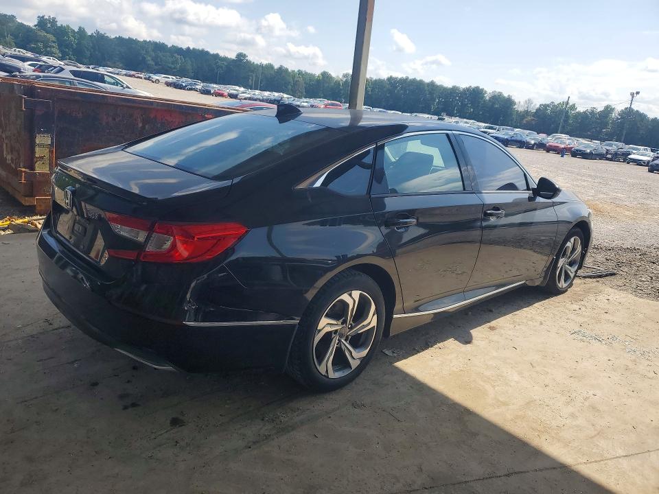 2018 Honda Accord მანქანა იყიდება აუქციონზე, vin: 1HGCV1F51JA073804, აუქციონის ნომერი: 56157546