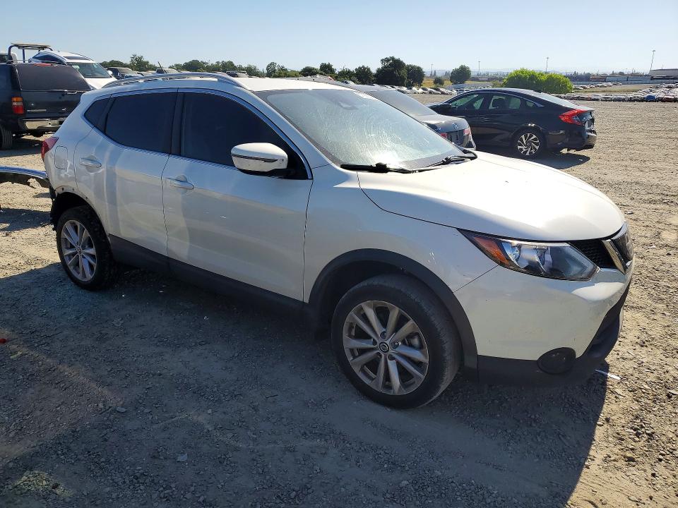 57363376 :رقم المزاد ، JN1BJ1CP5KW223724 vin ، 2019 Nissan Rogue Sport مزاد بيع