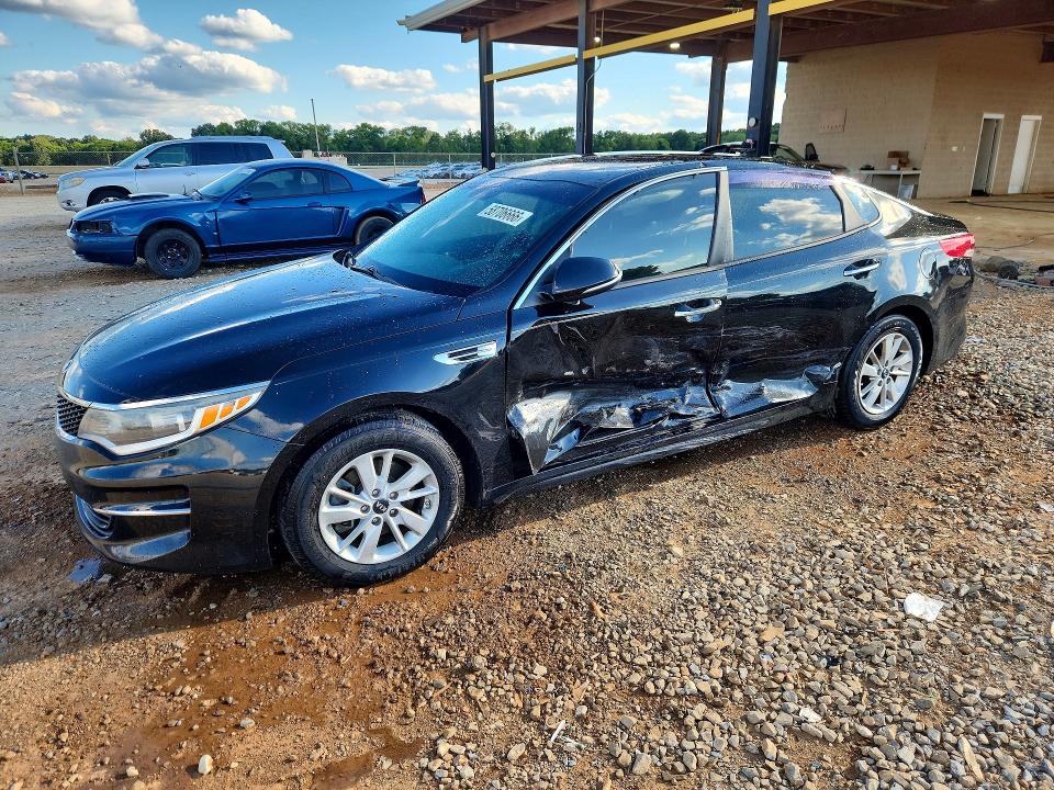 58706666 :رقم المزاد ، 5XXGT4L38GG102674 vin ، 2016 Kia Optima مزاد بيع
