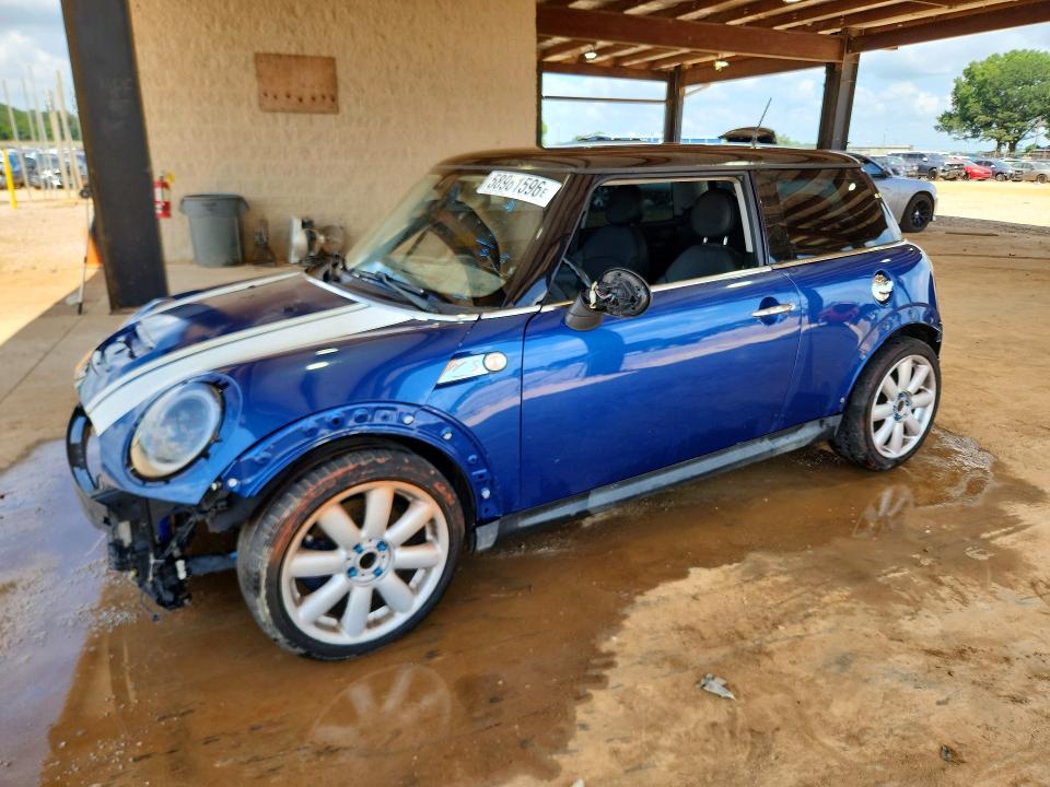 Продажа на аукционе авто 2008 Mini Cooper, vin: WMWMF73568TT90142, номер лота: 58981596