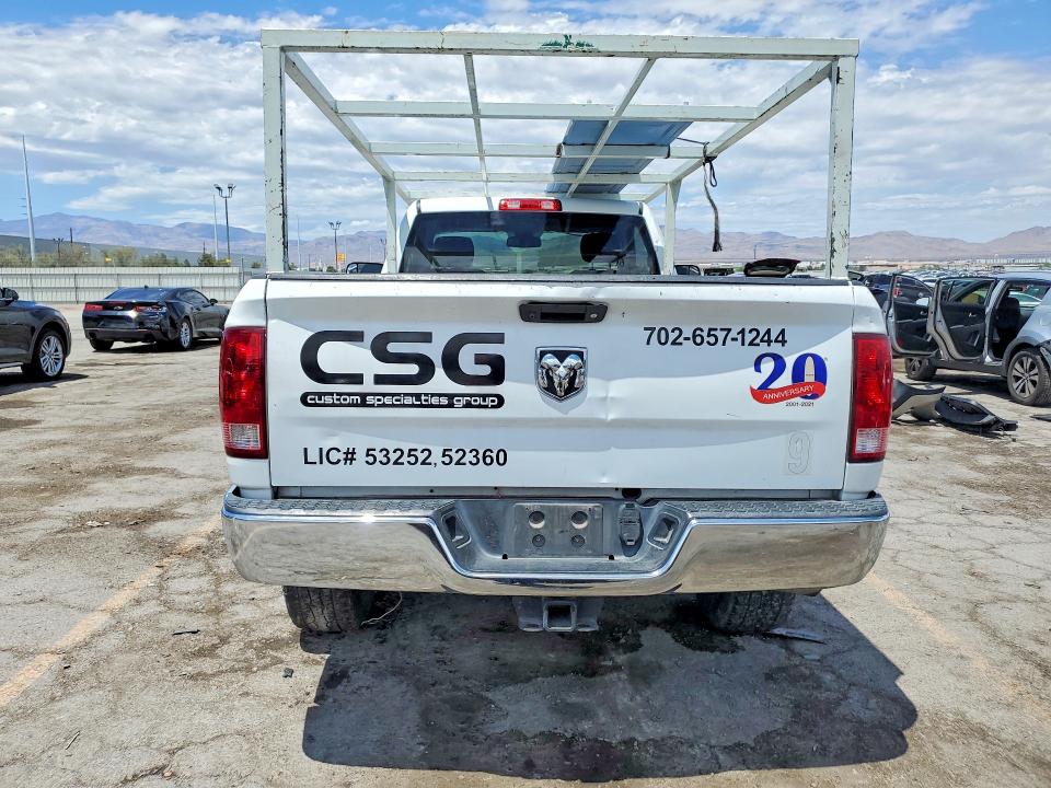56269486 :رقم المزاد ، 3C6MR4AL8JG245530 vin ، 2018 Ram 2500 مزاد بيع
