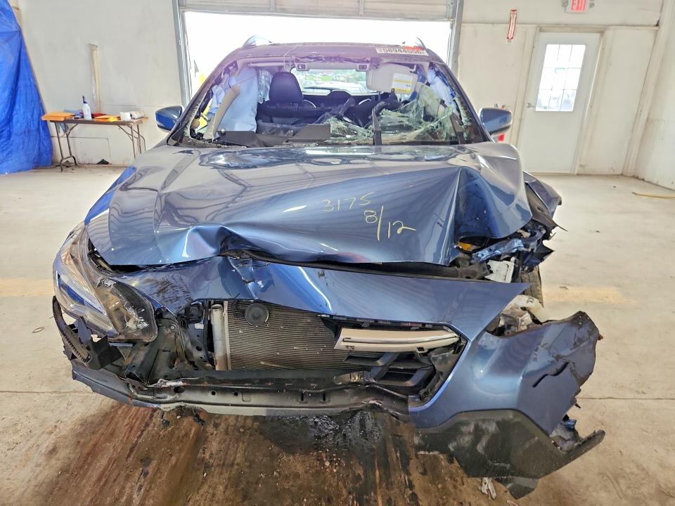 58944556 :رقم المزاد ، JF2GTHMC4NH223175 vin ، 2022 Subaru Crosstrek مزاد بيع