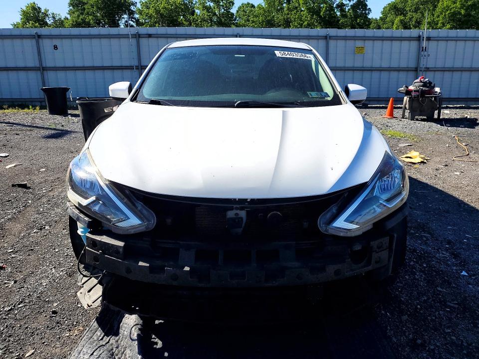58403586 :رقم المزاد ، 3N1AB7AP4KY245401 vin ، 2019 Nissan Sentra مزاد بيع