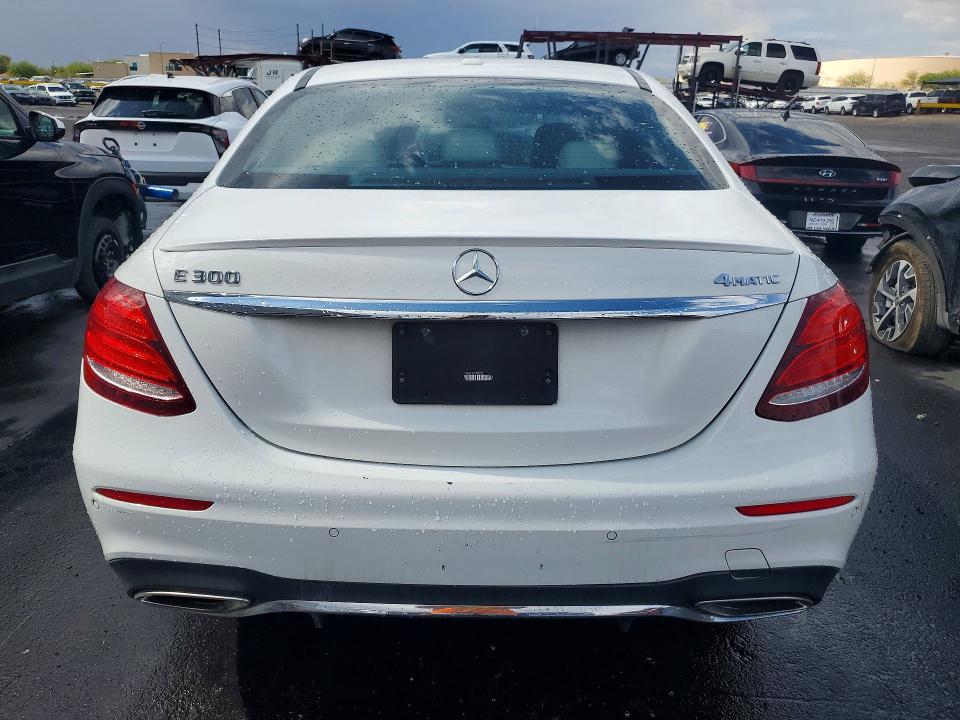 2017 Mercedes-benz E მანქანა იყიდება აუქციონზე, vin: WDDZF4KB8HA108535, აუქციონის ნომერი: 58129196