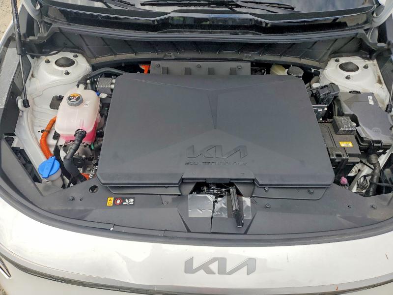 58191826 :رقم المزاد ، KNDCT3L14P5013714 vin ، 2023 Kia Niro مزاد بيع