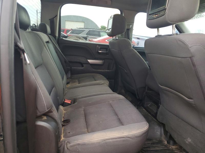 Продаж на аукціоні авто 2018 Chevrolet Silverado, vin: 3GCUKREC2JG149994, номер лоту: 58986326