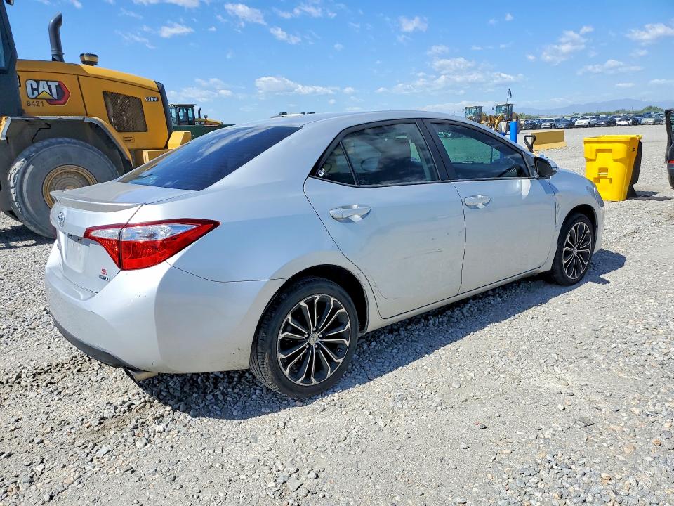 57060166 :رقم المزاد ، 5YFBURHE6FP306037 vin ، 2015 Toyota Corolla مزاد بيع