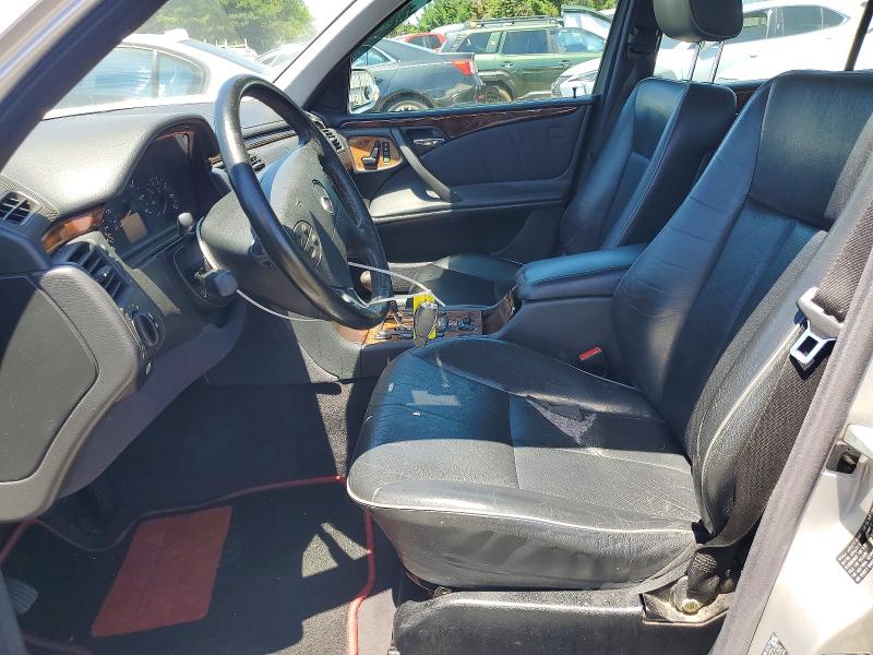 2000 Mercedes-benz E მანქანა იყიდება აუქციონზე, vin: WDBJF65J5YB157898, აუქციონის ნომერი: 55722556