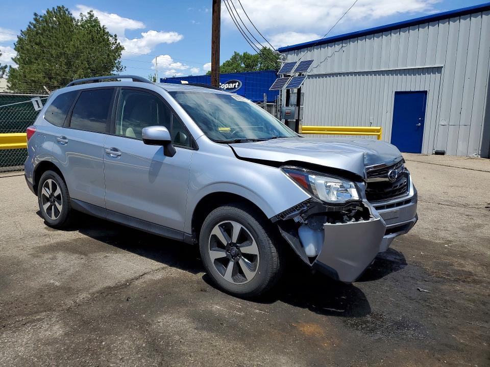 56065866 :رقم المزاد ، JF2SJAGC1HH808271 vin ، 2017 Subaru Forester مزاد بيع