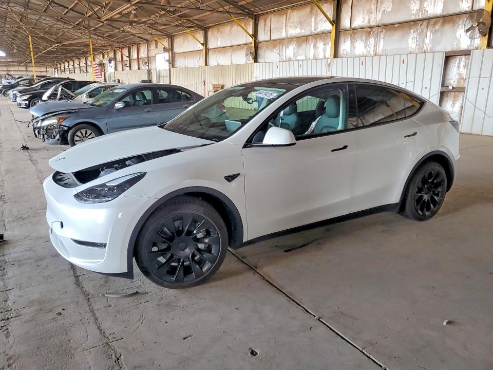 2024 Tesla Model Y მანქანა იყიდება აუქციონზე, vin: 7SAYGDED1RF093999, აუქციონის ნომერი: 58479426