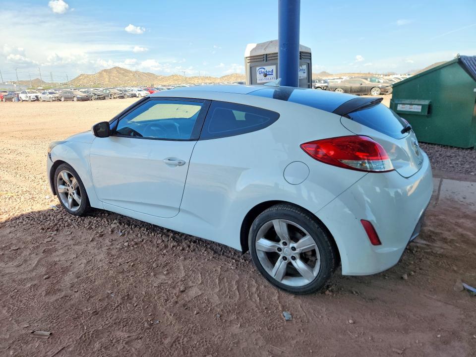 2015 Hyundai Veloster მანქანა იყიდება აუქციონზე, vin: KMHTC6AD6FU230874, აუქციონის ნომერი: 56723306