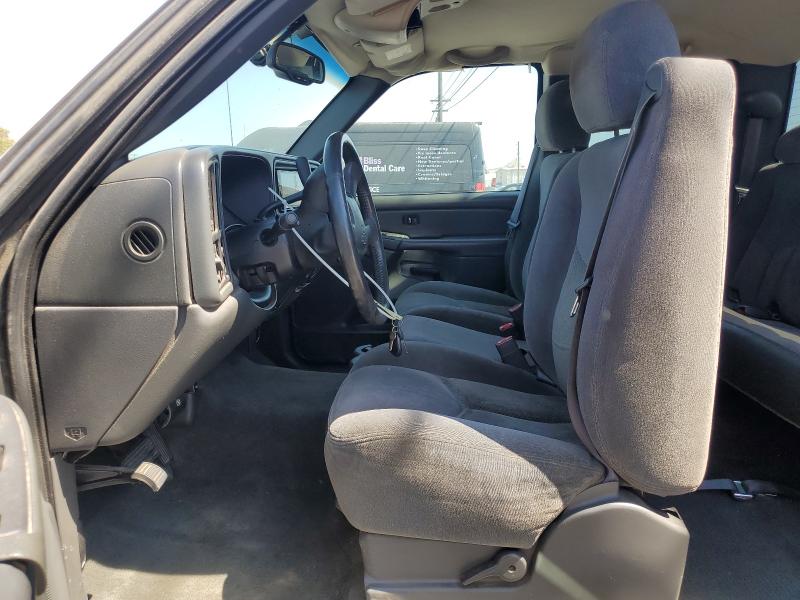 57186546 :رقم المزاد ، 2GCEC19V851205773 vin ، 2005 Chevrolet Silverado مزاد بيع