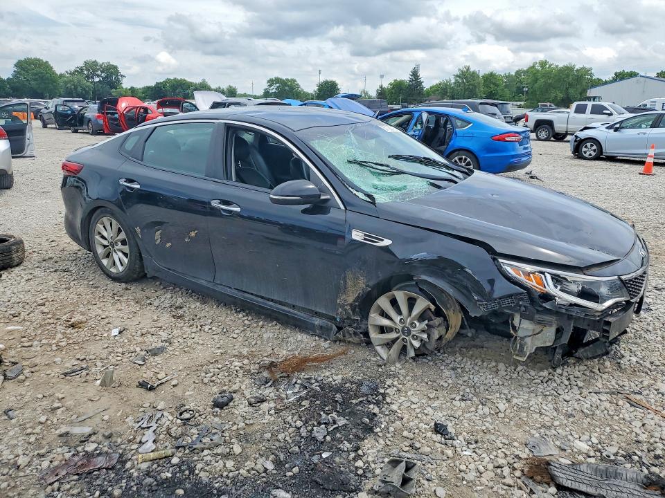 Продаж на аукціоні авто 2018 Kia Optima, vin: 5XXGT4L3XJG227943, номер лоту: 57126716